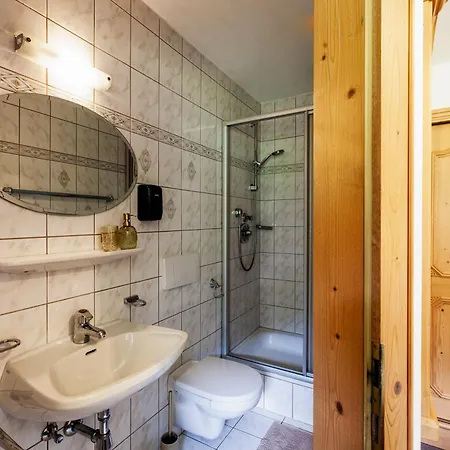 Bed & Breakfast Pinetree 3*