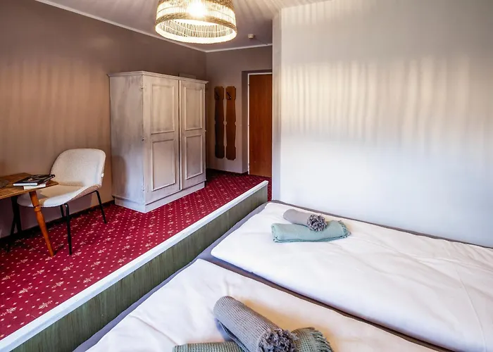 Pinetree 3* مايرهوفن