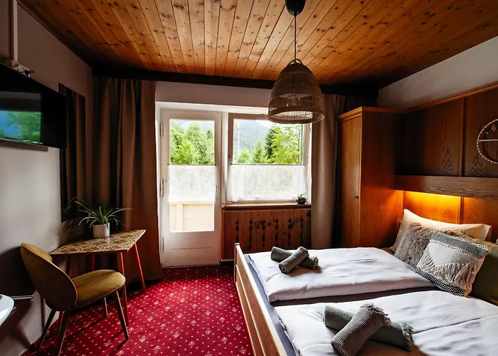 Pinetree 3* مايرهوفن